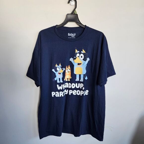 Bluey Men's Whaddup Party People Graphic Print T-Shirt Adult Blue size XL - Picture 2 of 8